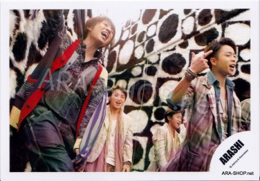SHOP PHOTO - ARASHI - 2012 Face Down [PV] #388
