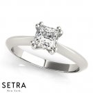 PRINCESS CUT DIAMOND WITH DOUBLE PRONG ENGAGEMENT RING 18kt GOLD