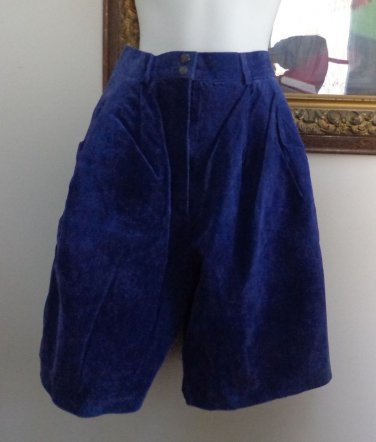 EUC- Gorgeous BAGATELLE Purple Suede Leather Bermuda/Walking Shorts - Size 8