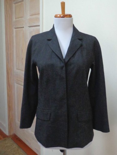 EUC - Stunning EMANUEL UNGARO Charcoal Gray Wool Blend 2- Button Jacket -Size 2