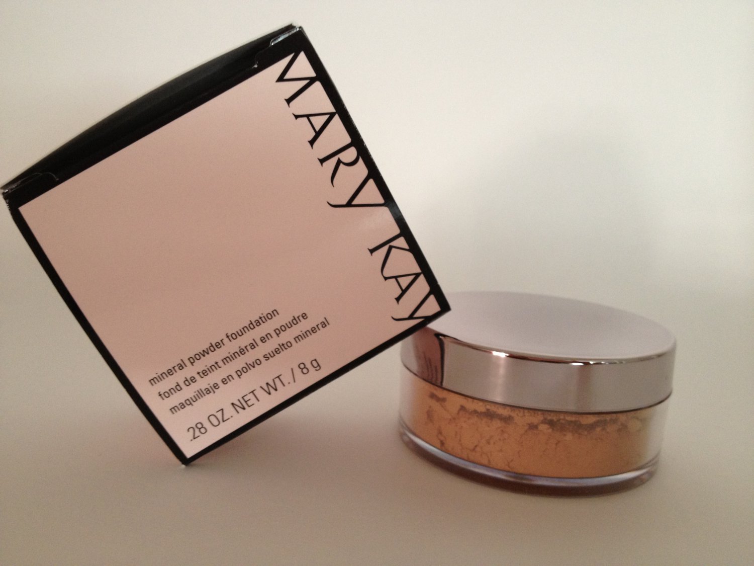 mary-kay-mineral-powder-foundation-28oz-8g-full-size-bronze-3