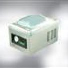Table  type  vacuum  packaging  machine