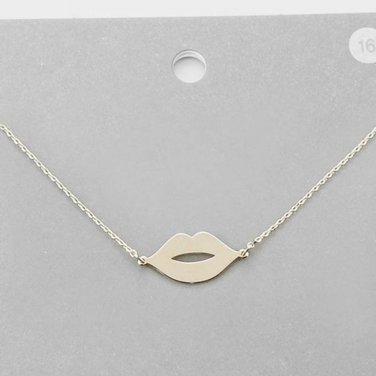 Gold Kiss Lip Charm Pendant Necklace Chain Mouth Kiss Lips