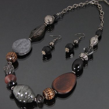 chunky daytime brown/black necklace and earring set