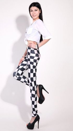 Sexy black and white squares tight leggings