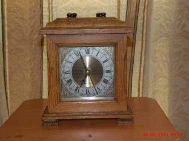 Quartz Mantel Clock