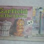 Garfield On The Town Comic Strip Childrens Book the cat Jim Davis Lorenzo Music
