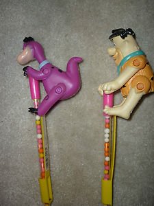 Flintstones Fred & Dino Candy Pole Climber Toy action figure  by Bee Int'l 1994