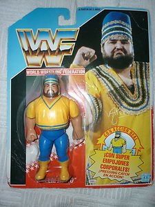 Hasbro WWF Series 1 Akeem Body Slam One Man Gang Blue Card Action Figure wwe 90