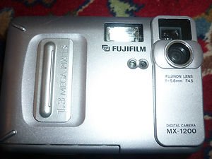 Fuji Fujifilm MX-1200 Digital Camera WORKS
