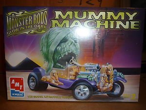 AMT Mummy Machine Glows in the Dark 8580 Model Kit 1996 1/25