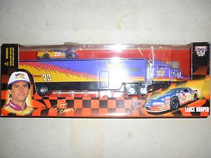 WCW Racing Champions 23 Lance Hooper Transporter Hauler '98 Diecast 1:64 wwe