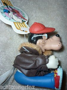 Super Goofy gripper disney action figure
