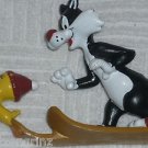 Looney Tunes Sylvester and Tweety on Skis PVC Action Figure by Applause 1980s