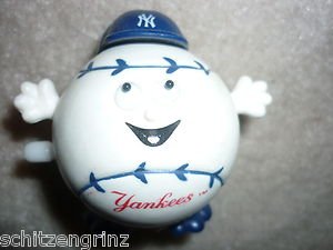 NY Yankees baseball windup toy