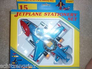 Jetplane USAF US Air Force Stationery Set has 15 features