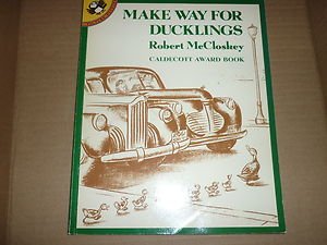 Childrens Book Make Way For Ducklings Robert McCloskey,Caldecott Award Book