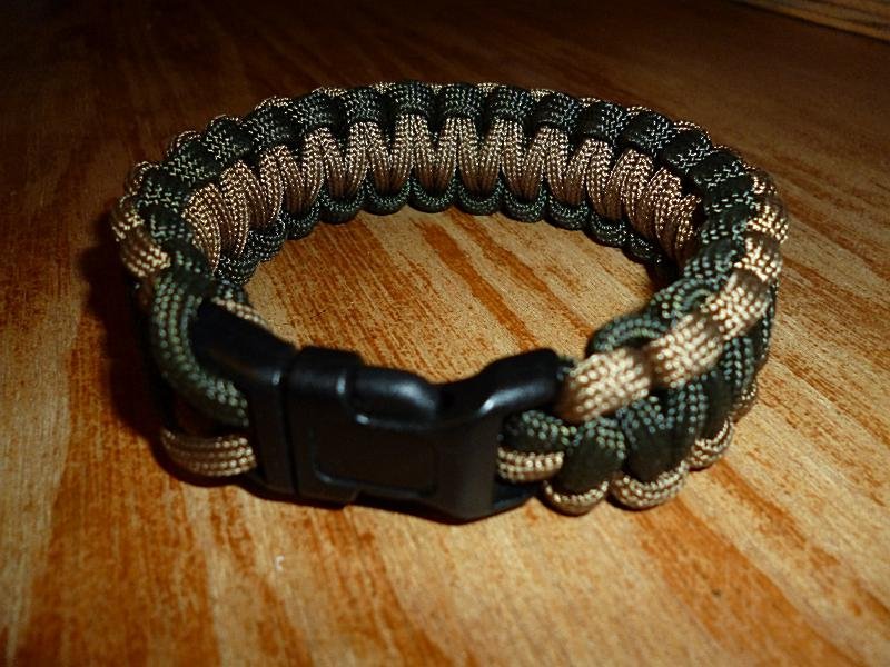 2 Color Paracord Bracelet