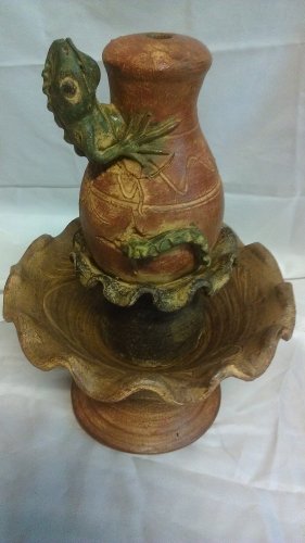 Clay Fountain (Iguana)
