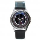 Soundhole Pablo Requena - Plumpton Green Guitar Style Round Metal Watch