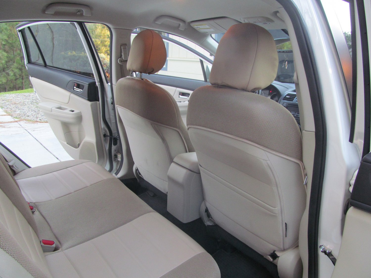 SUBARU XV CROSSTREK MIX LEATHERETTE & SYNTHETIC FRONT REAR CUSTOM BEIGE