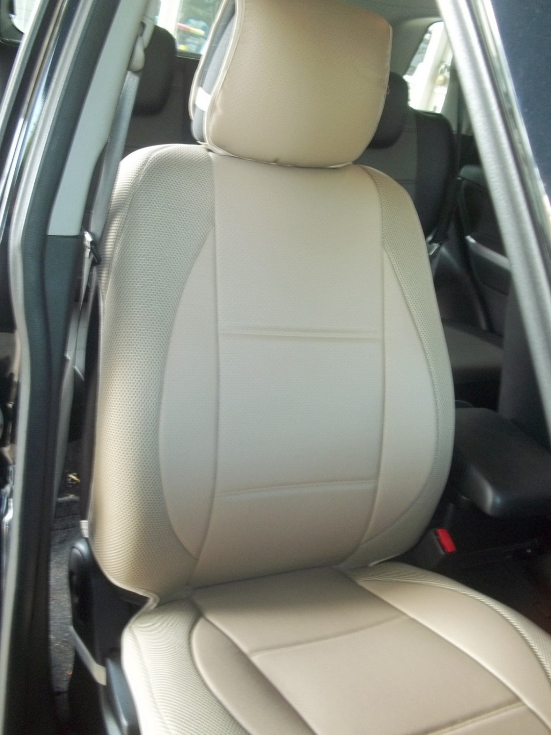 VW PASSAT 20062014 MIX LEATHERETTE & SYNTHETIC TWO FRONT TAN (BEIGE