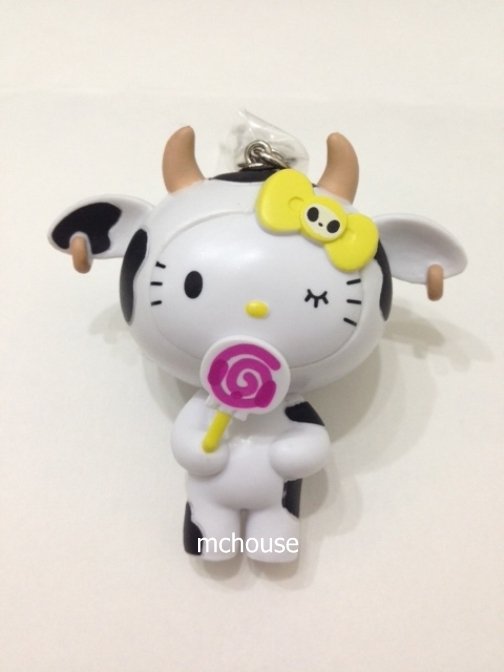 7-11 HK Sanrio Hello Kitty Tokidoki Wonderland Figurine Cow Kitty