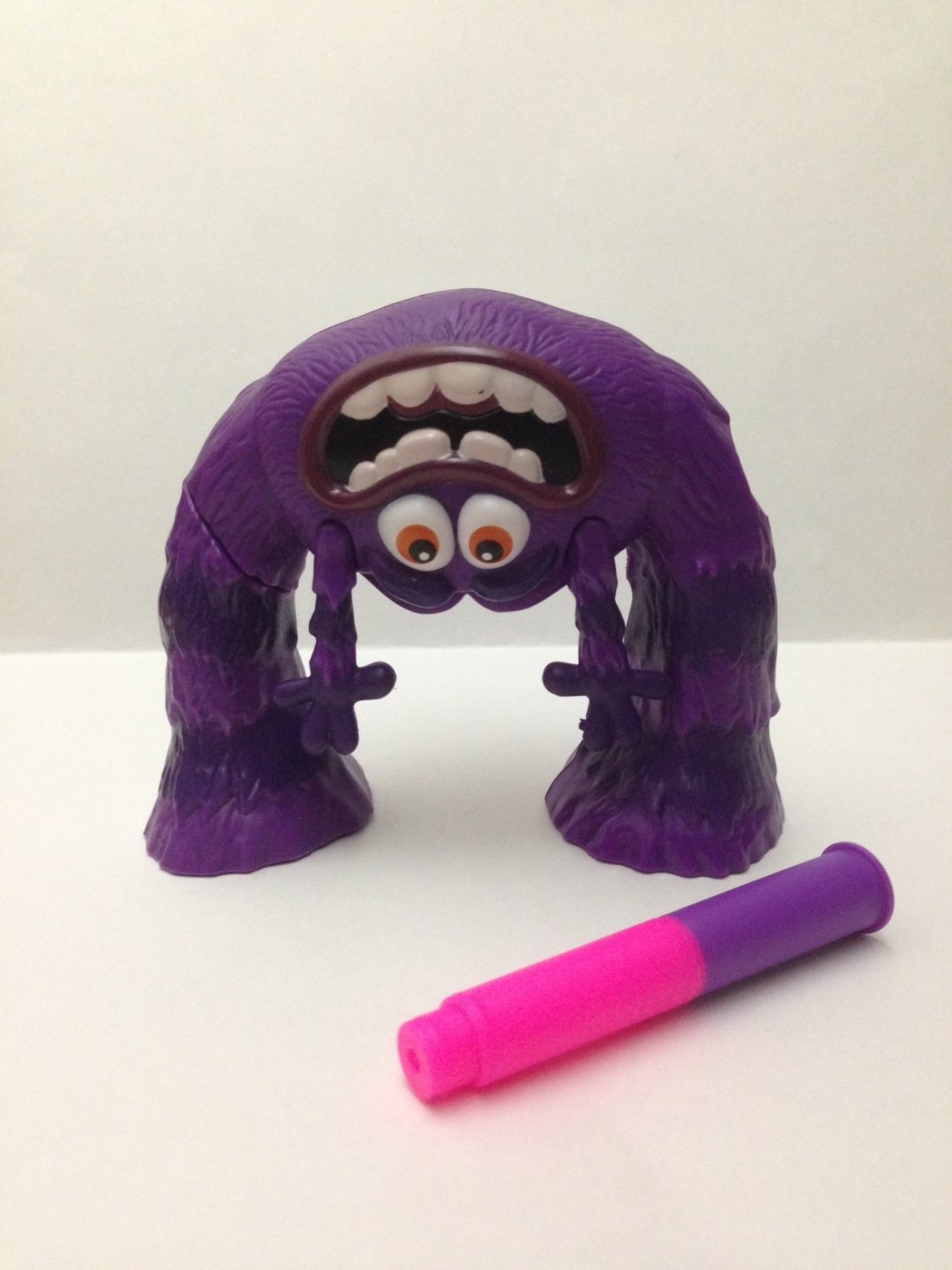7-11 HK Disney Monster University Figure Highlight Pen Buddies - Art