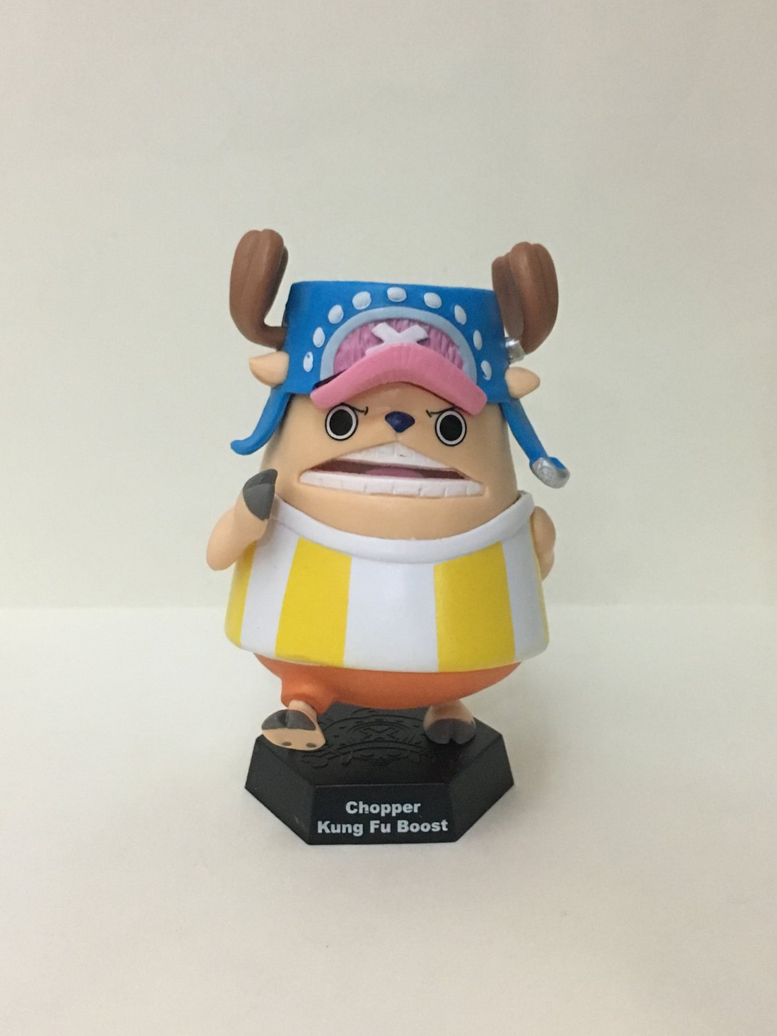 7-11 HK One Piece 2016 Chopper World Figures Chopper Kung Fu Boost