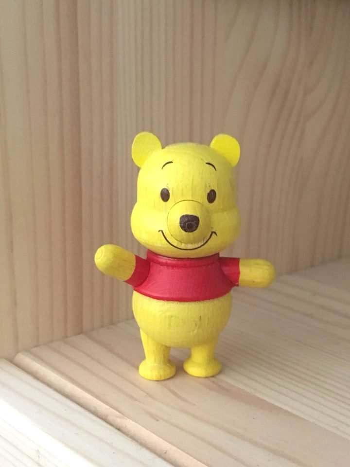 7-11 Disney Winnie the Pooh & Friends Wooden Figure - Pooh