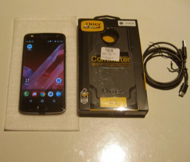 Otterboxed Unlocked 32gb Moto  Z2 Play