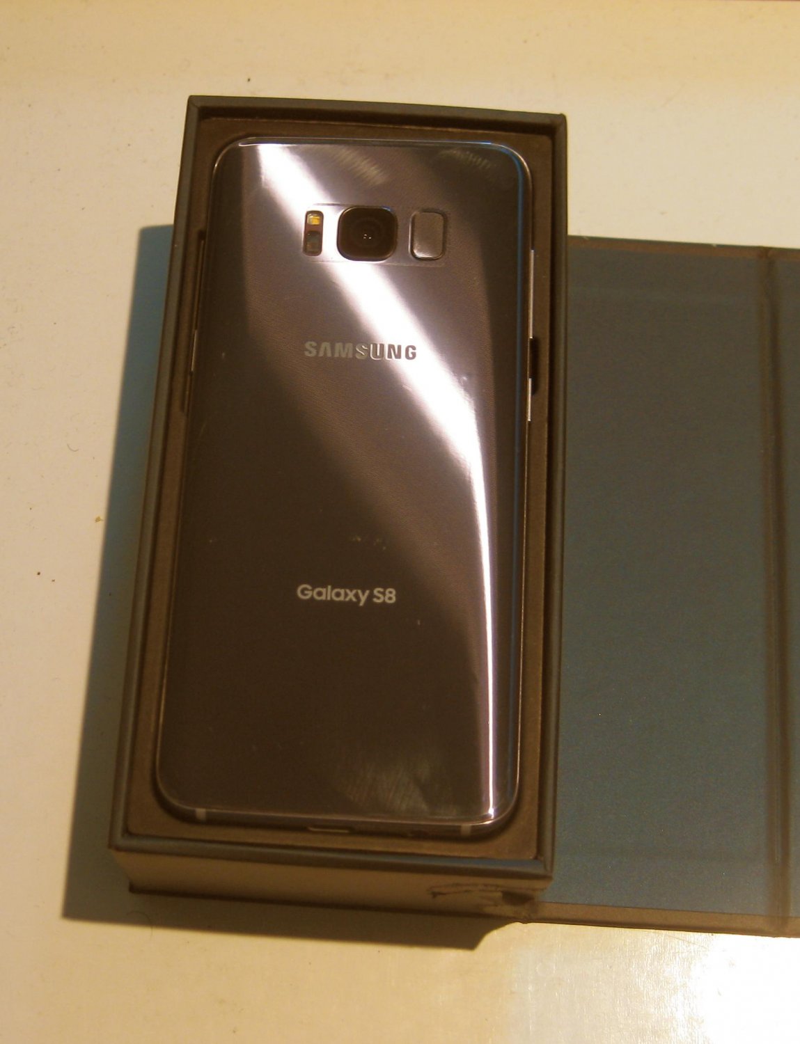 Excellent Unlocked Samsung Galaxy S8 OGray (TMobile) Smartphone Bundle!!