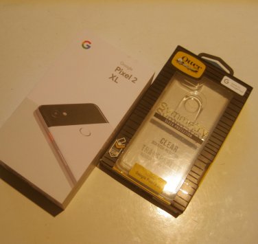 9/10  Panda 64gb Unlocked Google Pixel 2 XL  Bundle!!
