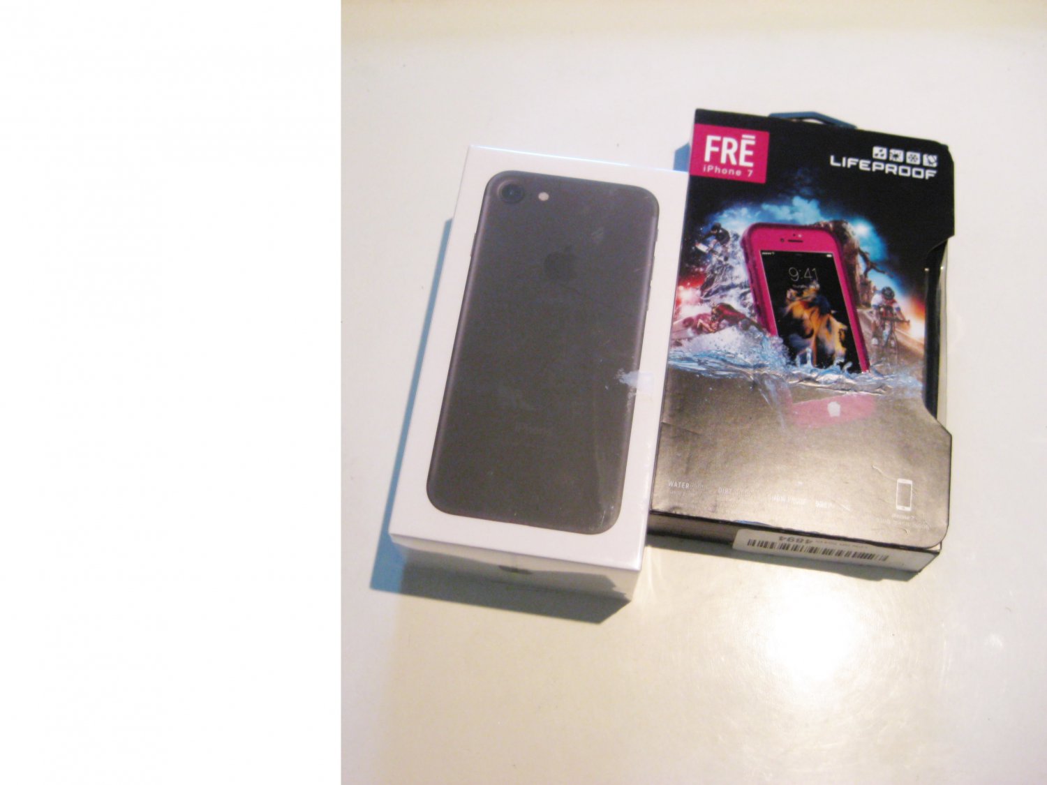 New Black Verizon 32gb CDMA/GSM Iphone 7 A1660 Bundle