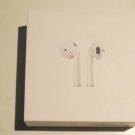 Excellent   Apple Airpods 2  w Wireless Charger!