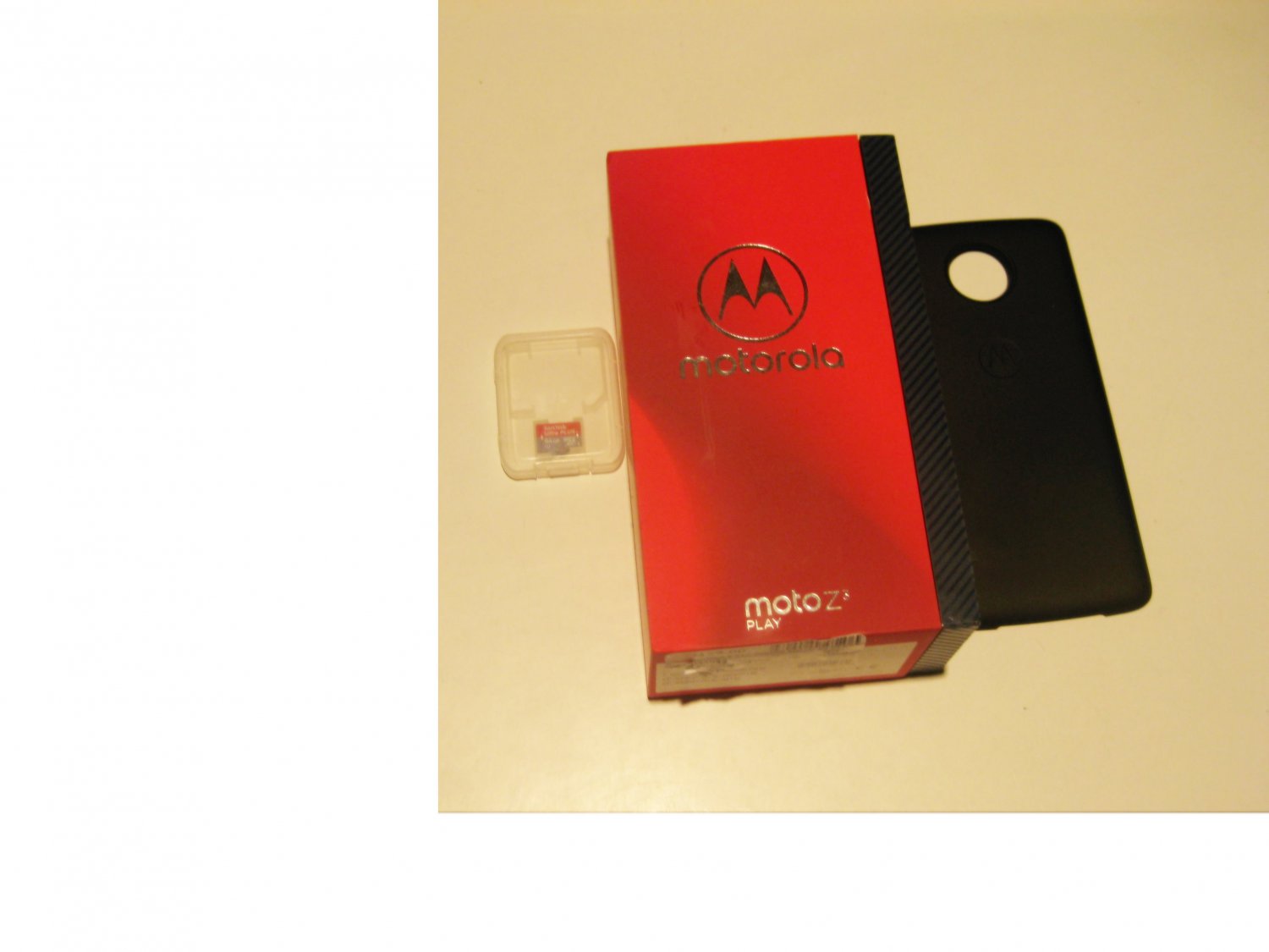 "Mint" "Mint" Unlocked MOTO Z3 Play Bundle 128gb Total!!