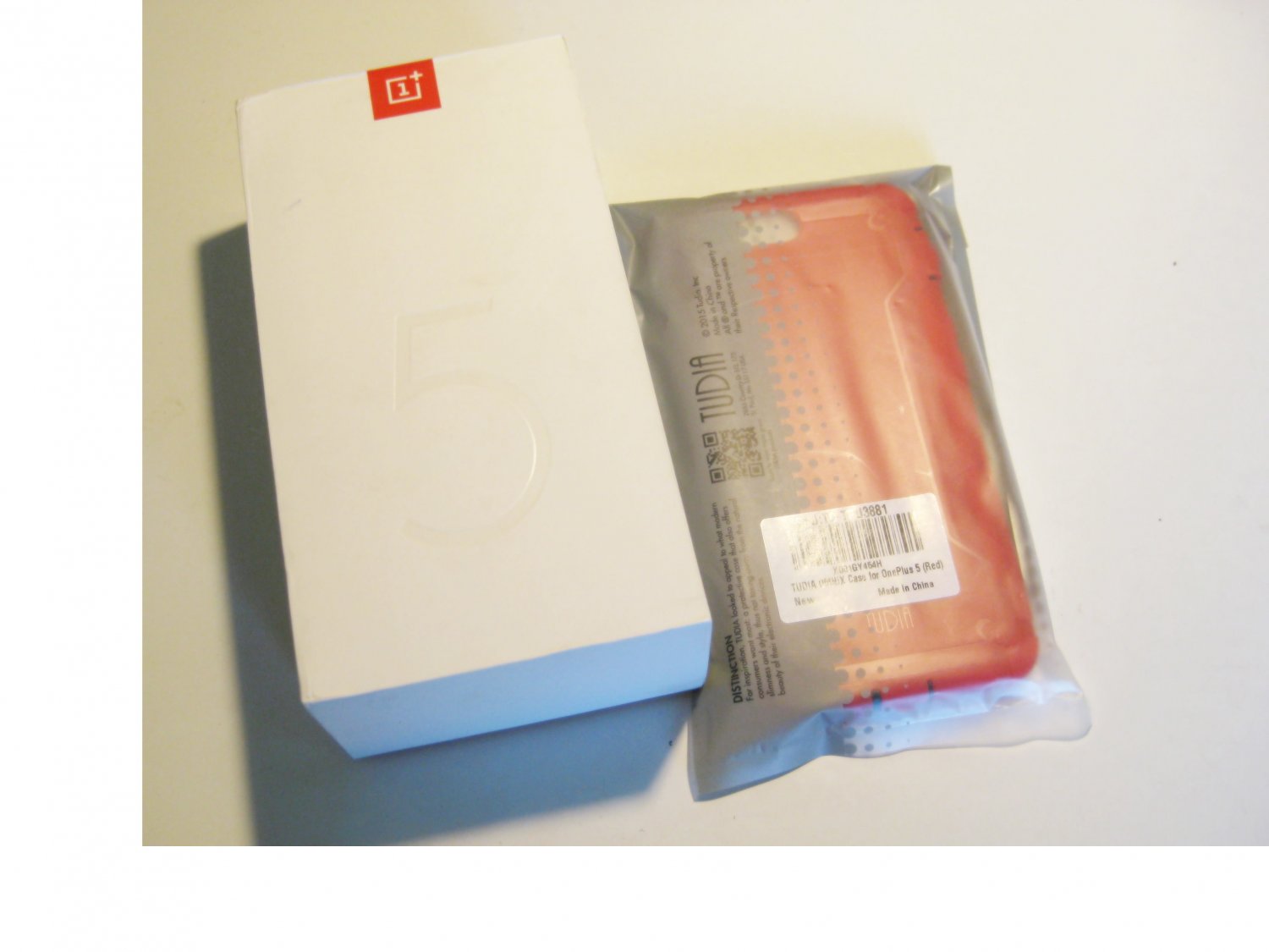 New Fact. Unlocked Dual-Sim OnePlus 5 64GB Deal!!