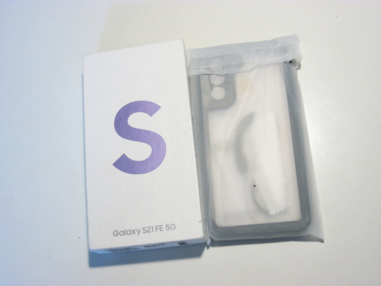 New Lavender AT&T 128gb Samsung S21 FE 5g Deal!!