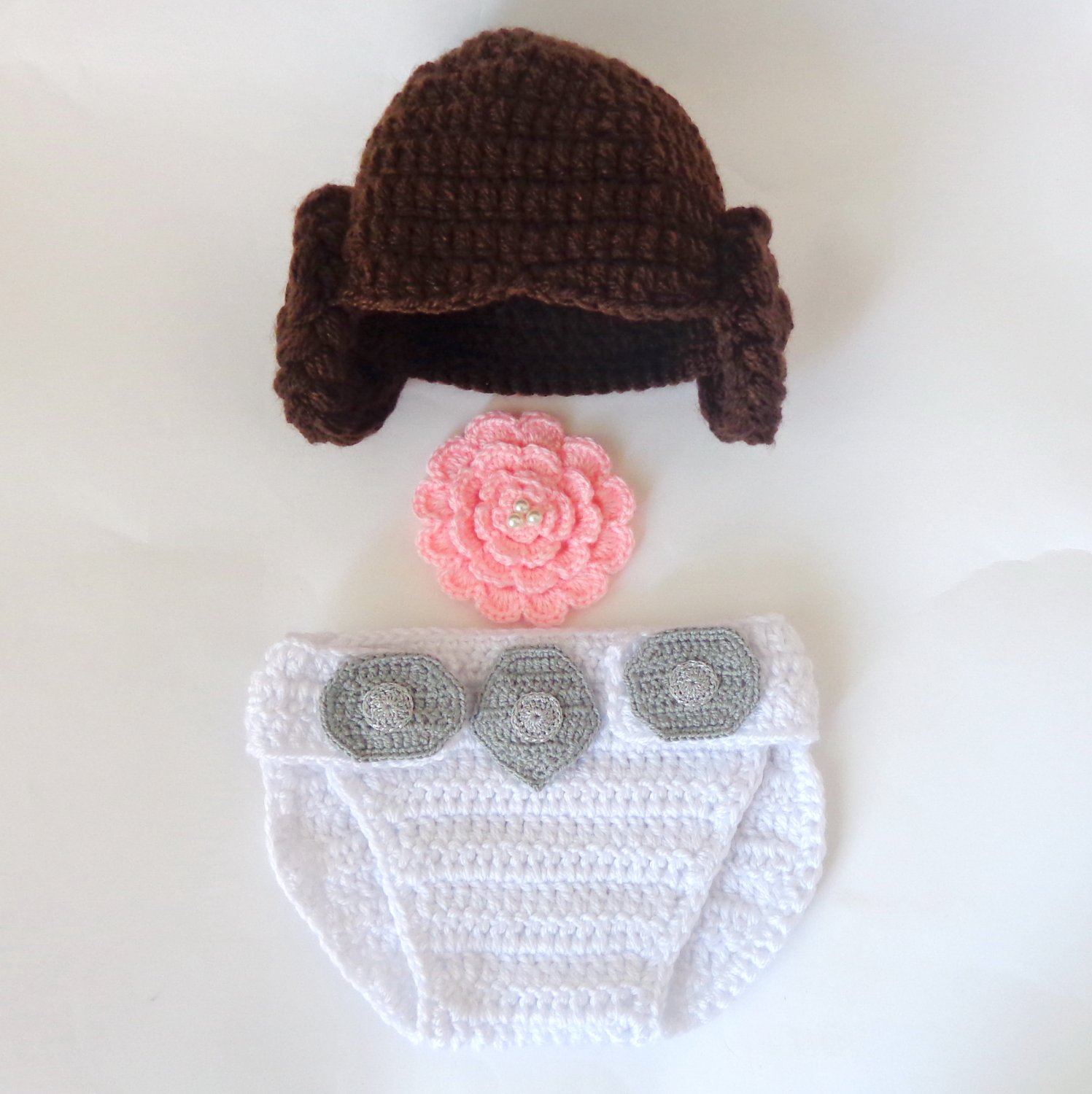 Princess Leia Baby Hat And Diaper Cover Set From Star Wars For Girl With Big Flower 6-12 months