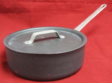 Calphalon Comercial Cookwear 2qt Sauce Pan #5002