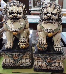 Resin Foo dog pair