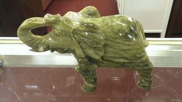 Jade good luck Elephant w/ trunk up