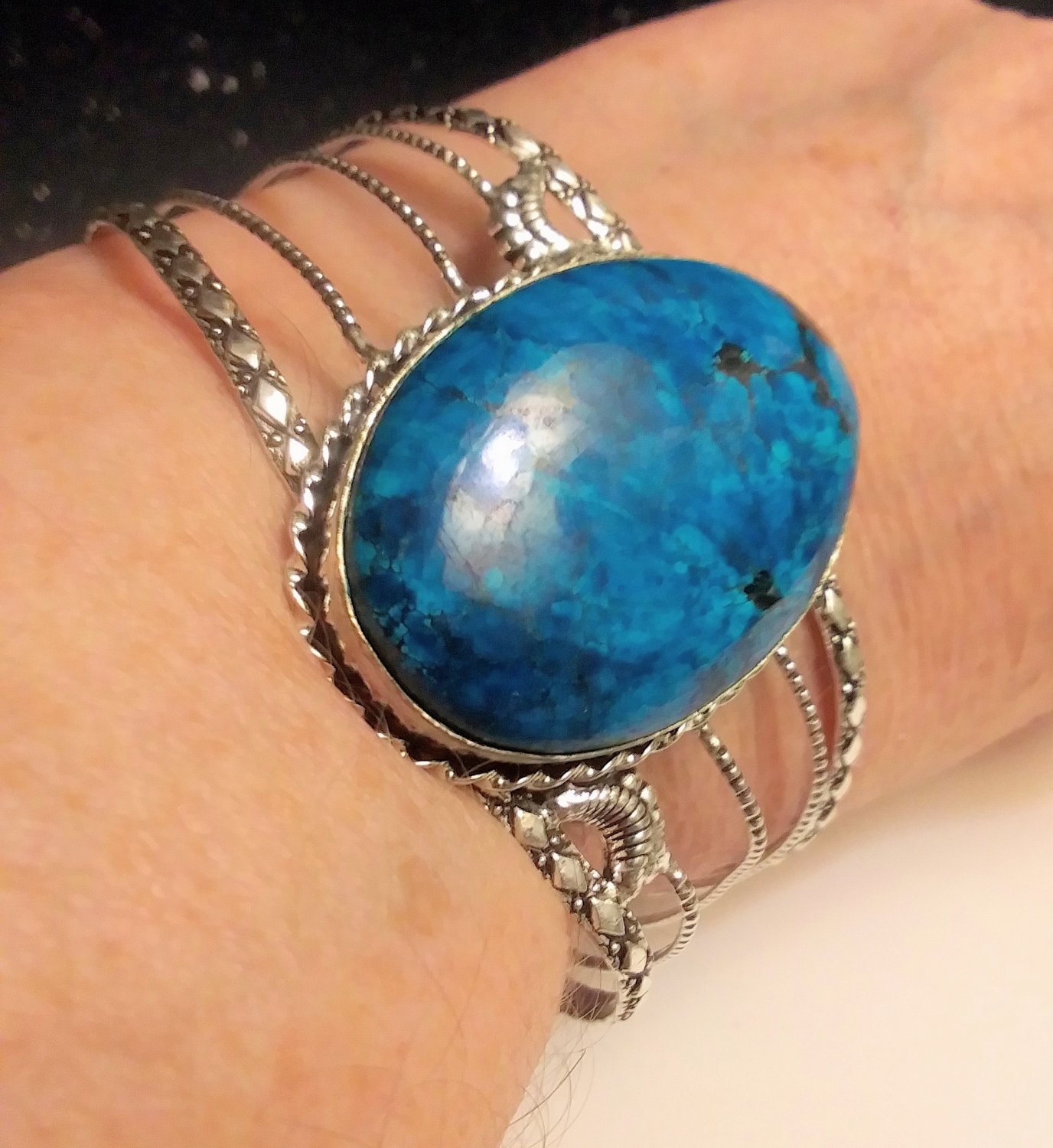 Stunning 925 Sterling Silver Turquoise Cuff Bracelet