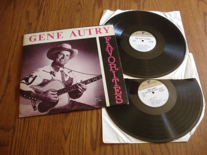 GENE AUTRY FAVORITES- 2-LP'S/REPUBLIC RECORDS RE-1968