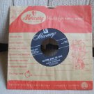 SARAH VAUGHAN-LISTEN- WALTZING DOWN THE AISLE
