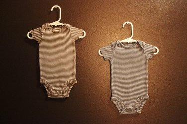 Boy Sz 3m Carters 2-pc SL Onesie Collection