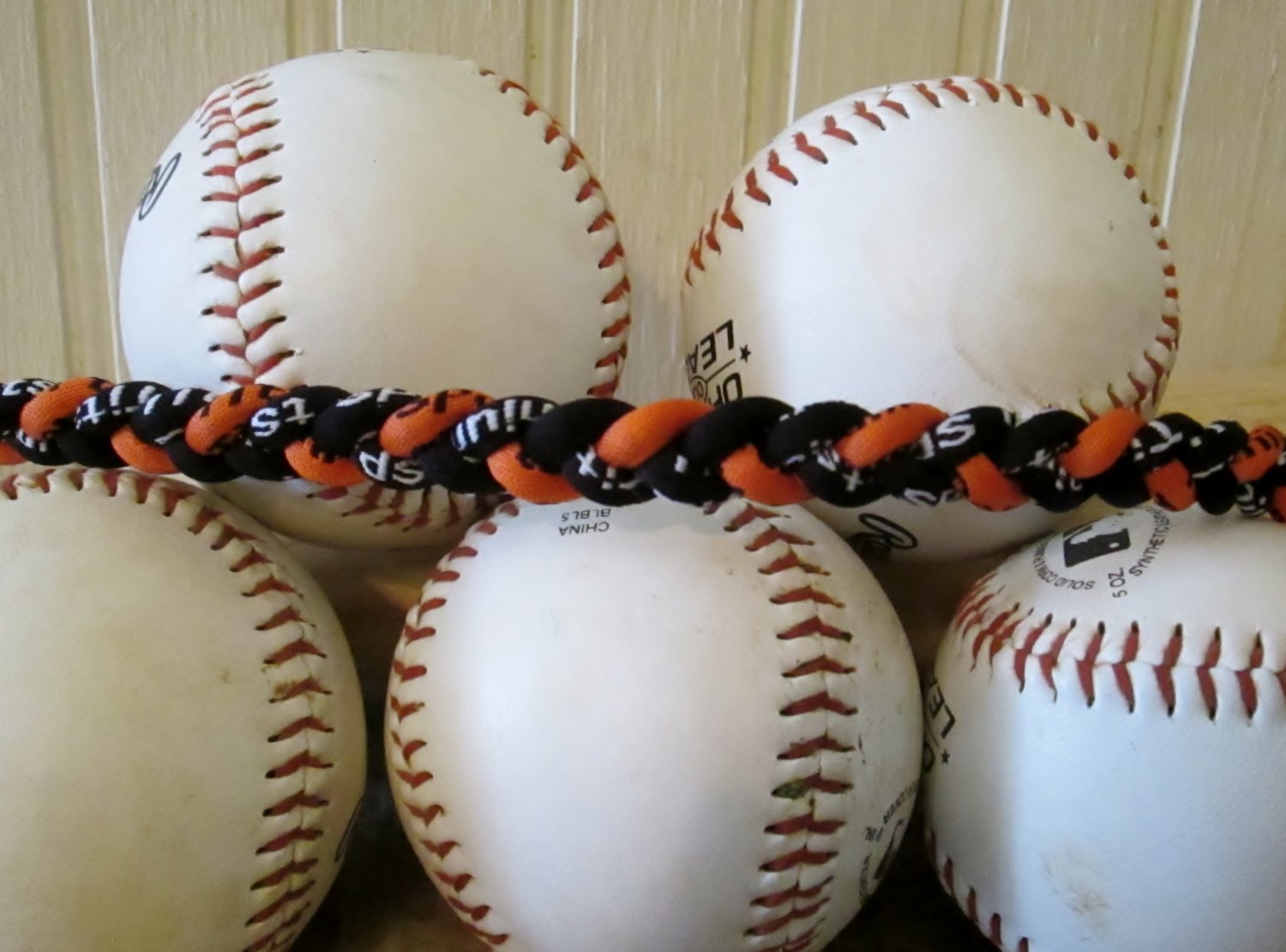 Titanium Sports Necklace Black Orange