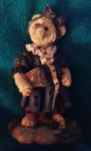 Boyd's Bears Bearstone Collection Figurine Momma McBear