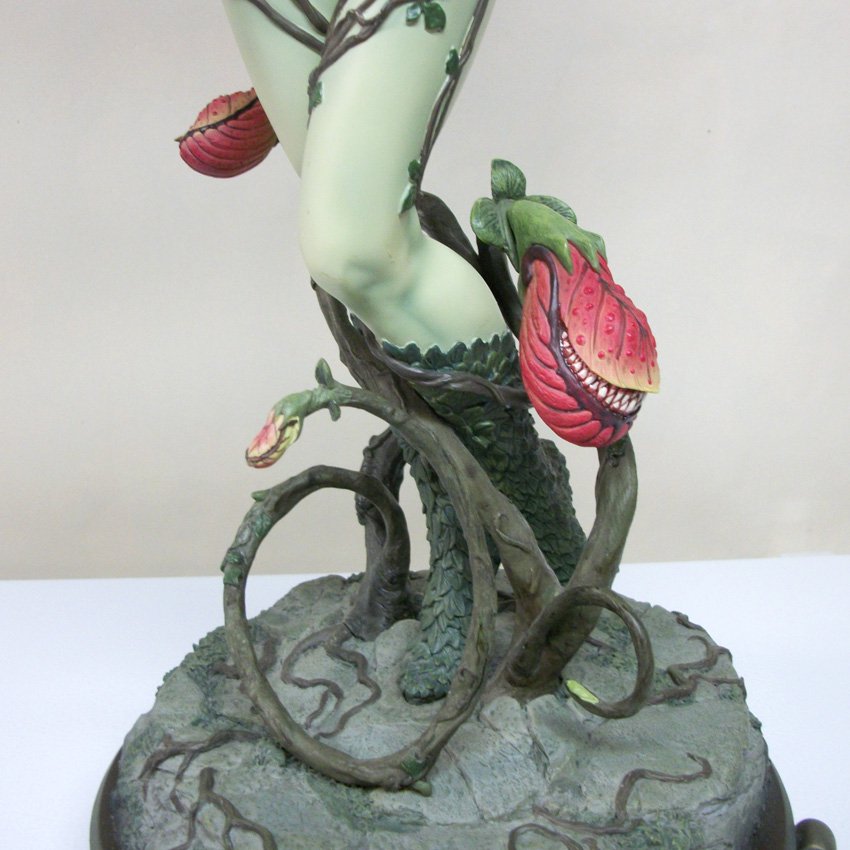 dc collectibles poison ivy statue