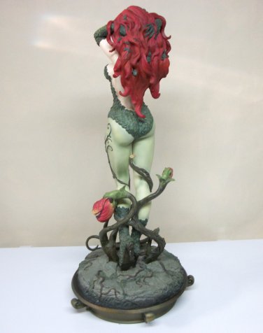 poison ivy dc statue